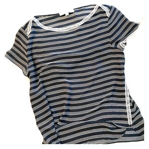 Loft short sleeve top M